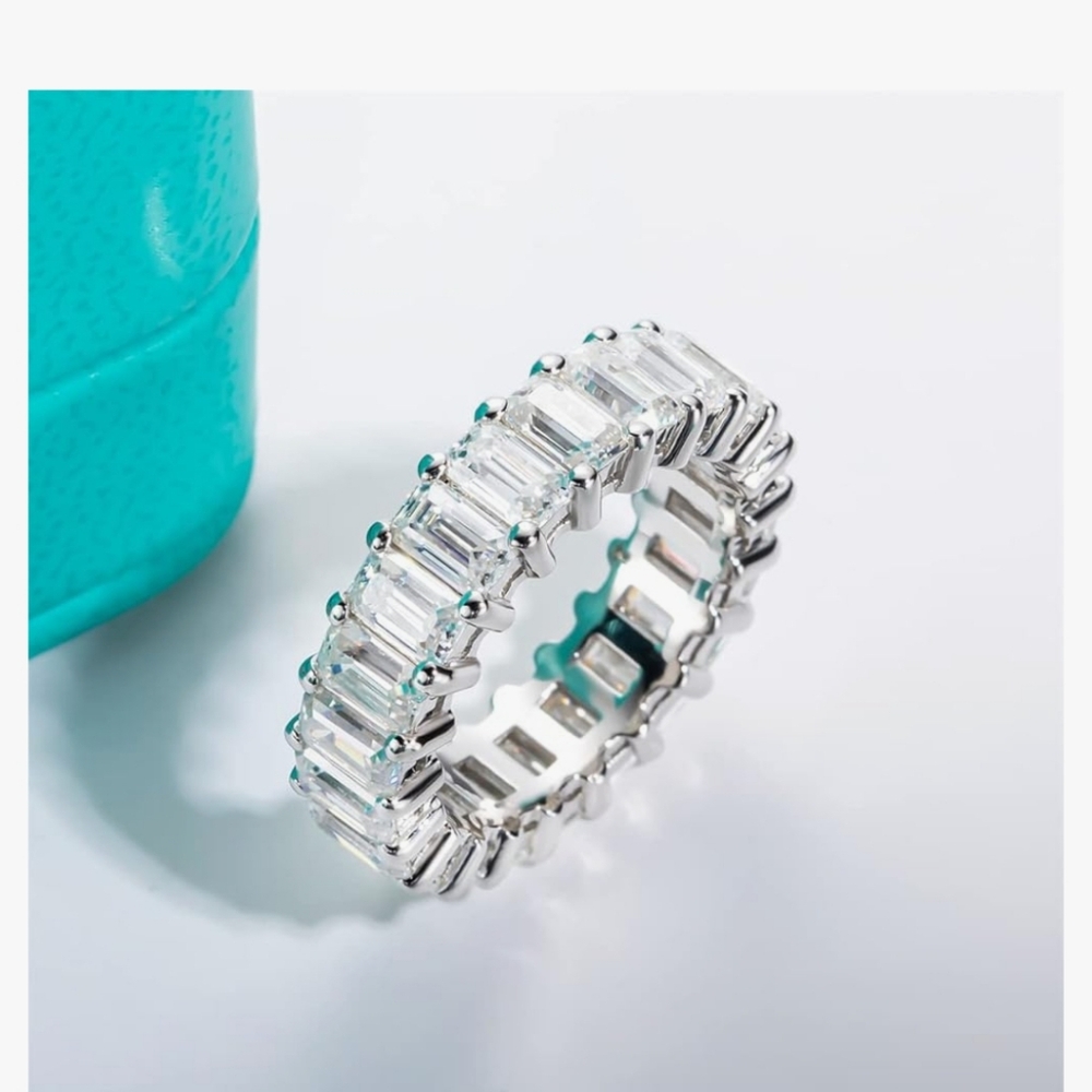 Host Pick NWOT 5cttw Genuine Moissanite Emerald Cut Ring Size 5